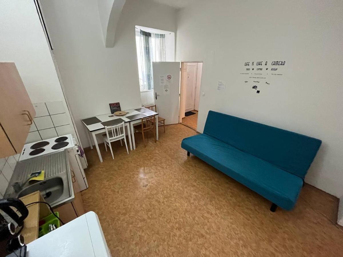 Ferienwohnung Near Main Railway And Bus Station Brünn Exterior foto