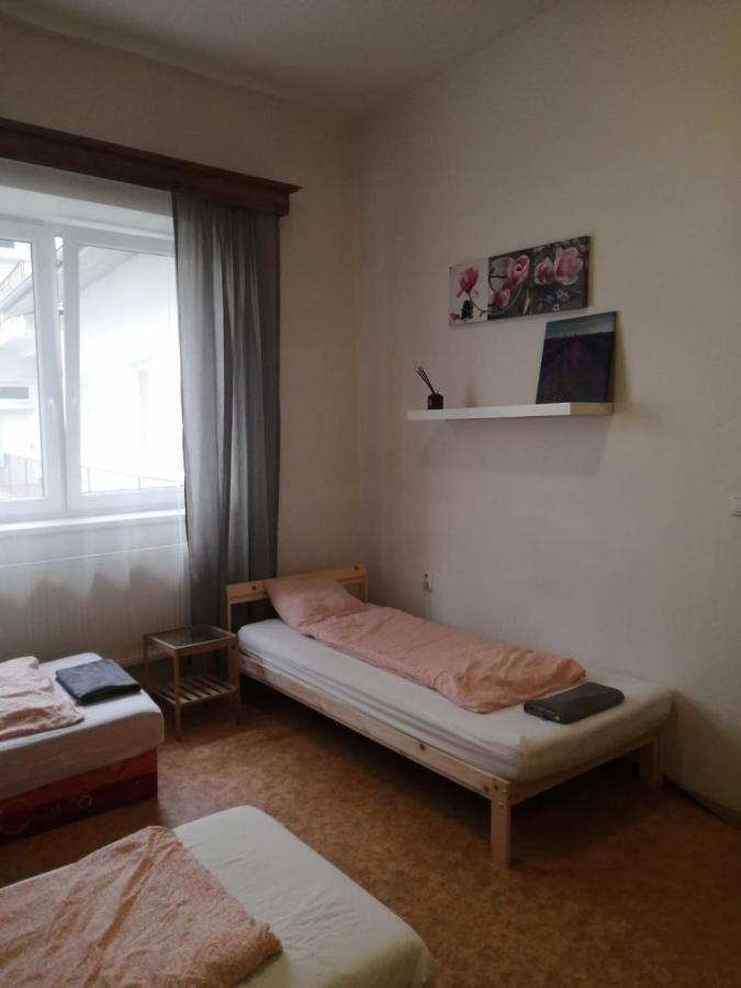 Ferienwohnung Near Main Railway And Bus Station Brünn Exterior foto